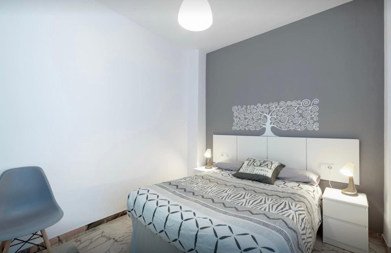céntrico apartamento alameda Appartamento Siviglia Esterno foto